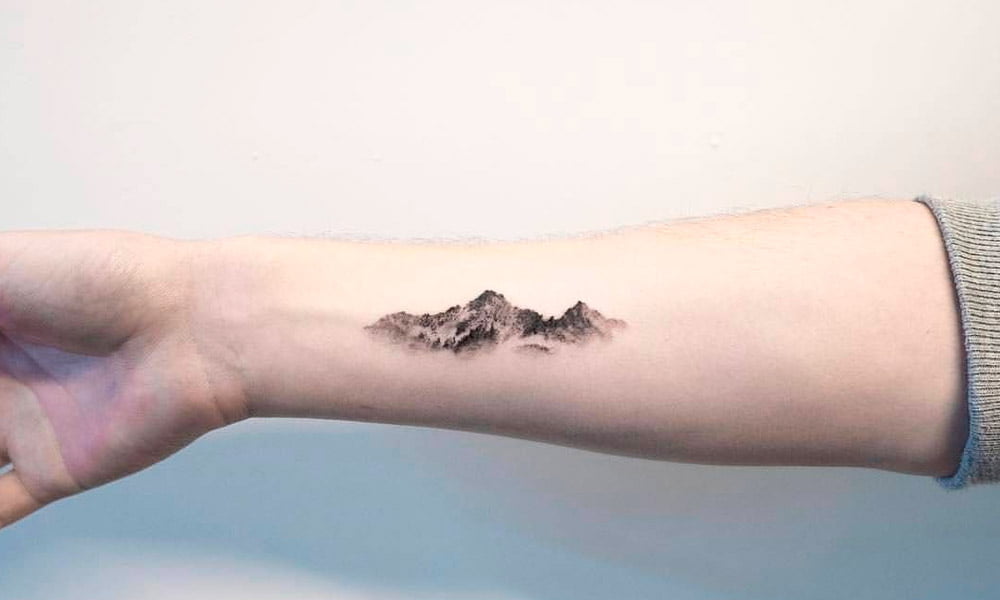 tatuajes de paisajes con montanas 11