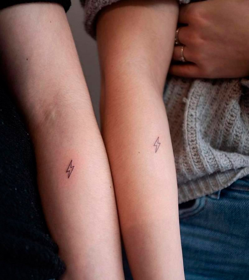 tatuajes de rayos para parejas 12