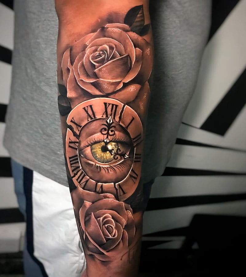 tatuajes de reloj en el brazo 6