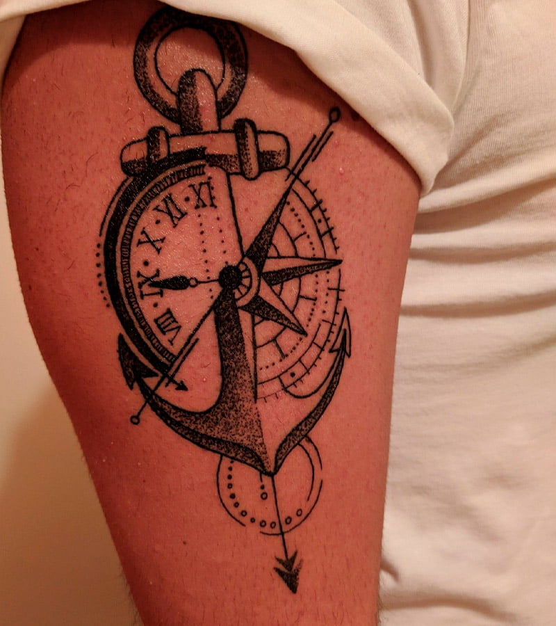 Tatuajes de ancla y reloj