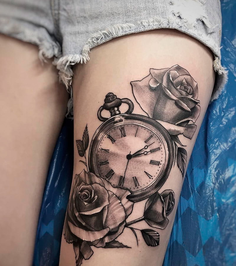 tatuajes de relojes para mujeres 11