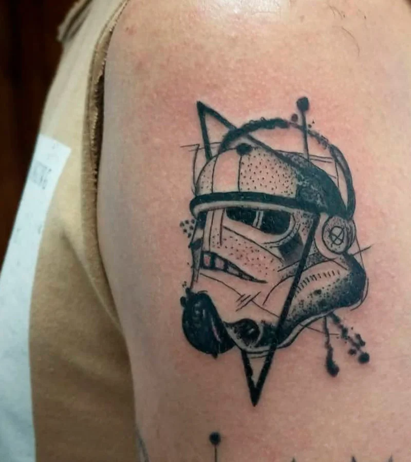 +150 Tatuajes de Star Wars: Significado y mejores diseños e imágenes 83 tatuajes de star wars de stormtrooper 3
