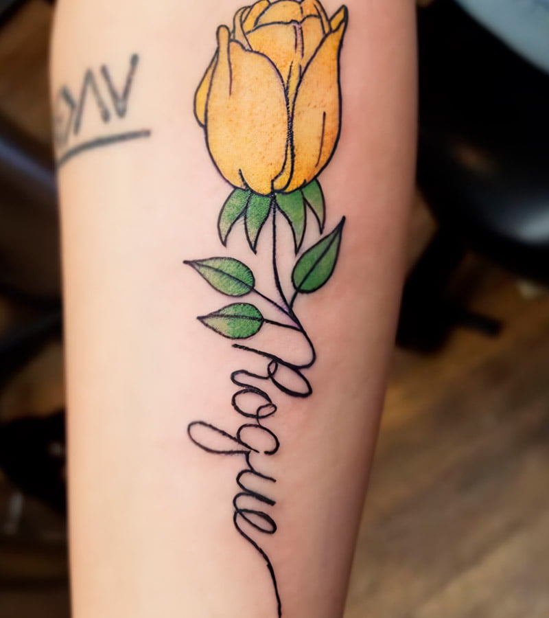 tatuajes de tulipanes con nombres 12