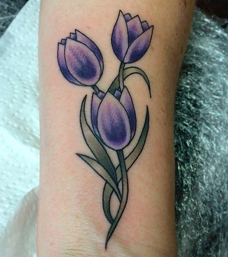 tatuajes de tulipanes morados 1