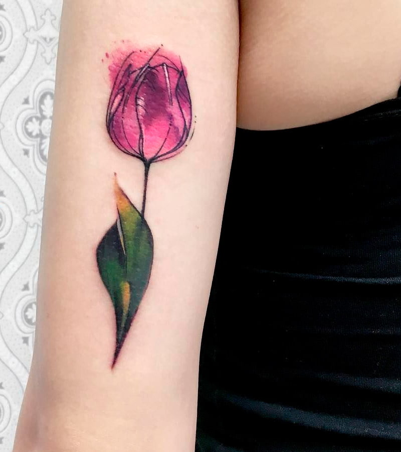 tatuajes de tulipanes morados 12