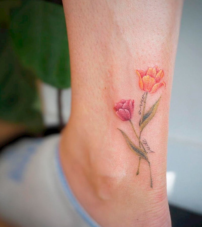 tatuajes de tulipanes pequenos 15