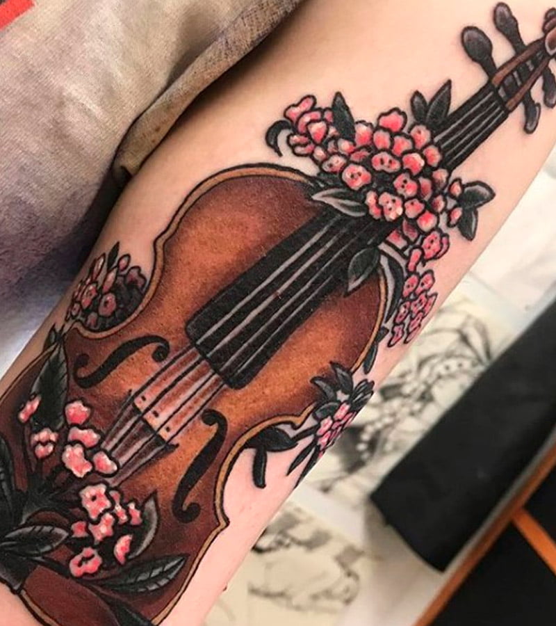 tatuajes de violin a color 7