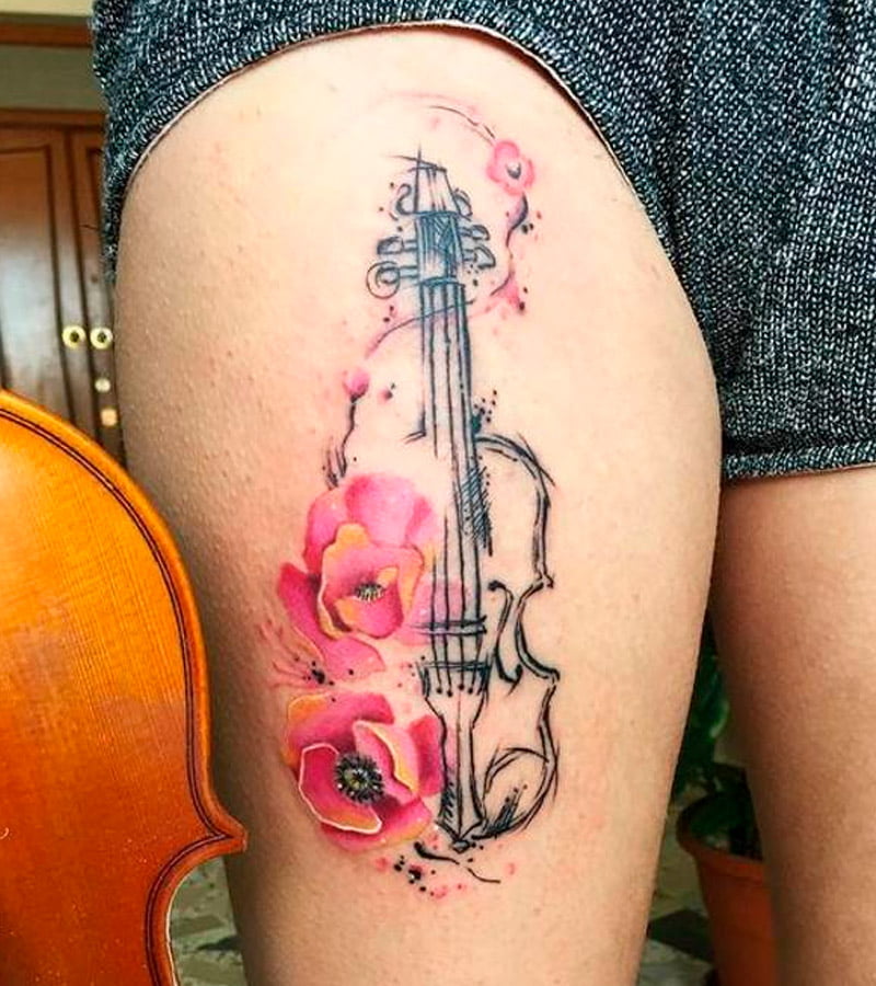 tatuajes de violin para mujeres 12