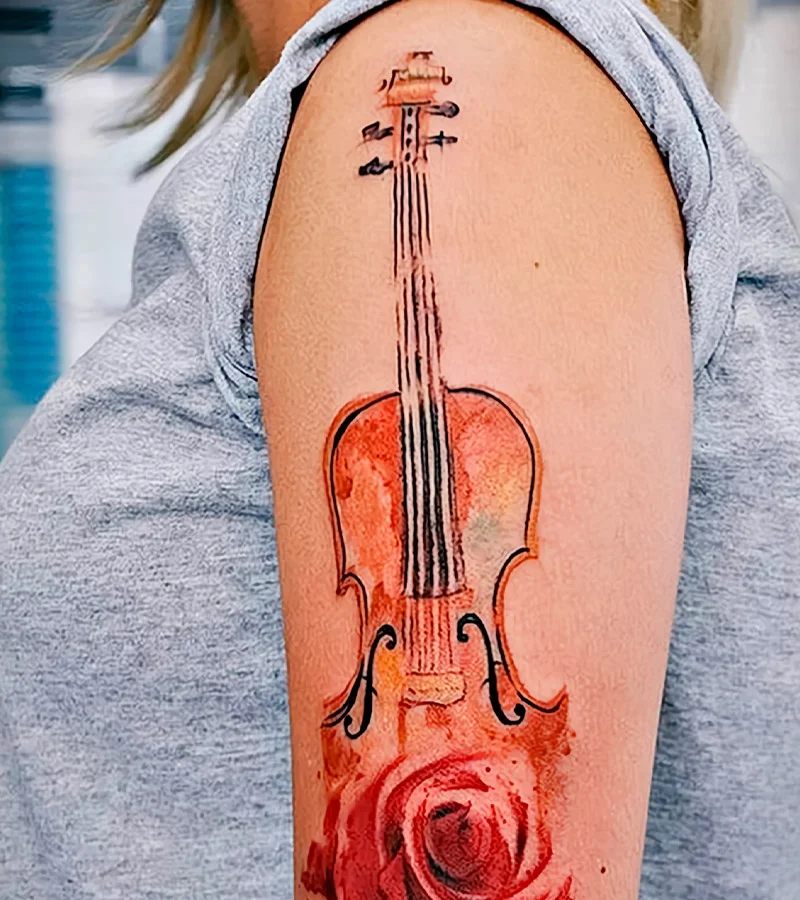 tatuajes de violin para mujeres 3