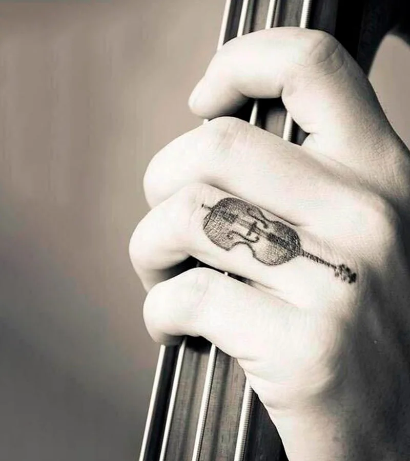 tatuajes de violin pequenos 7