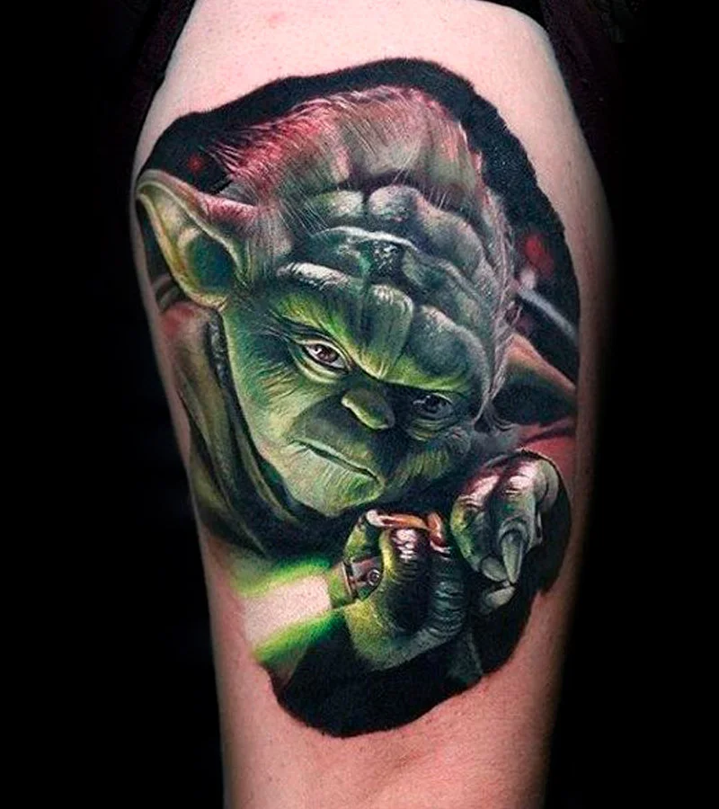 +150 Tatuajes de Star Wars: Significado y mejores diseños e imágenes 109 tatuajes de yoda y baby yoda star wars 1