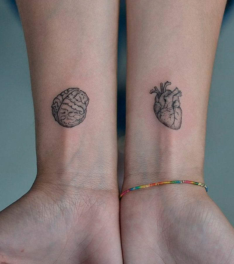 tatuajes minimalistas de cerebros 5