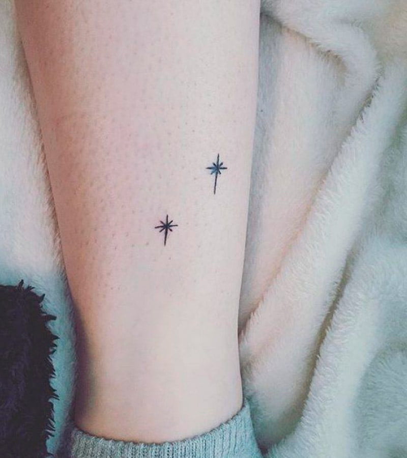 tatuajes minimalistas de estrellas 10