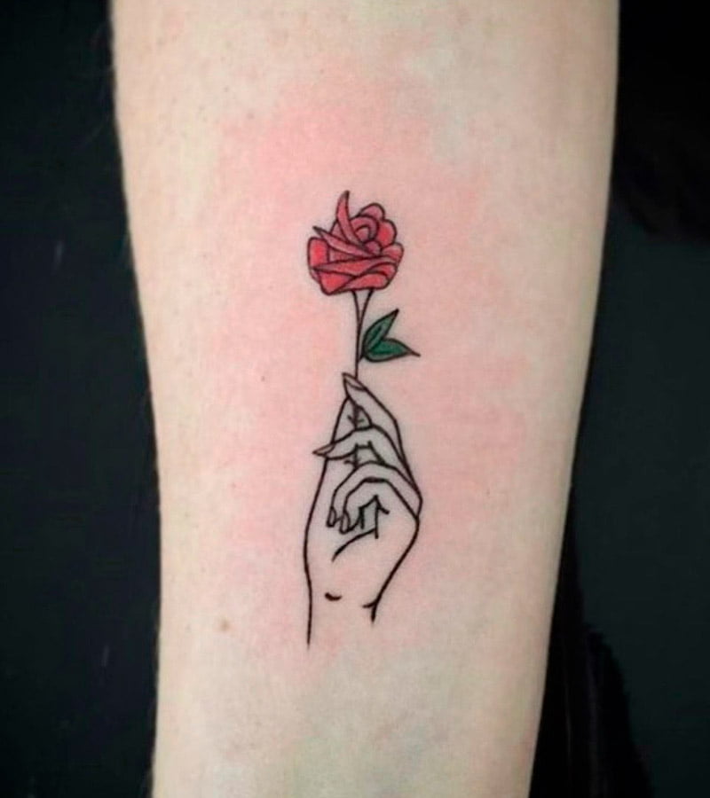 tatuajes minimalistas de rosas 4