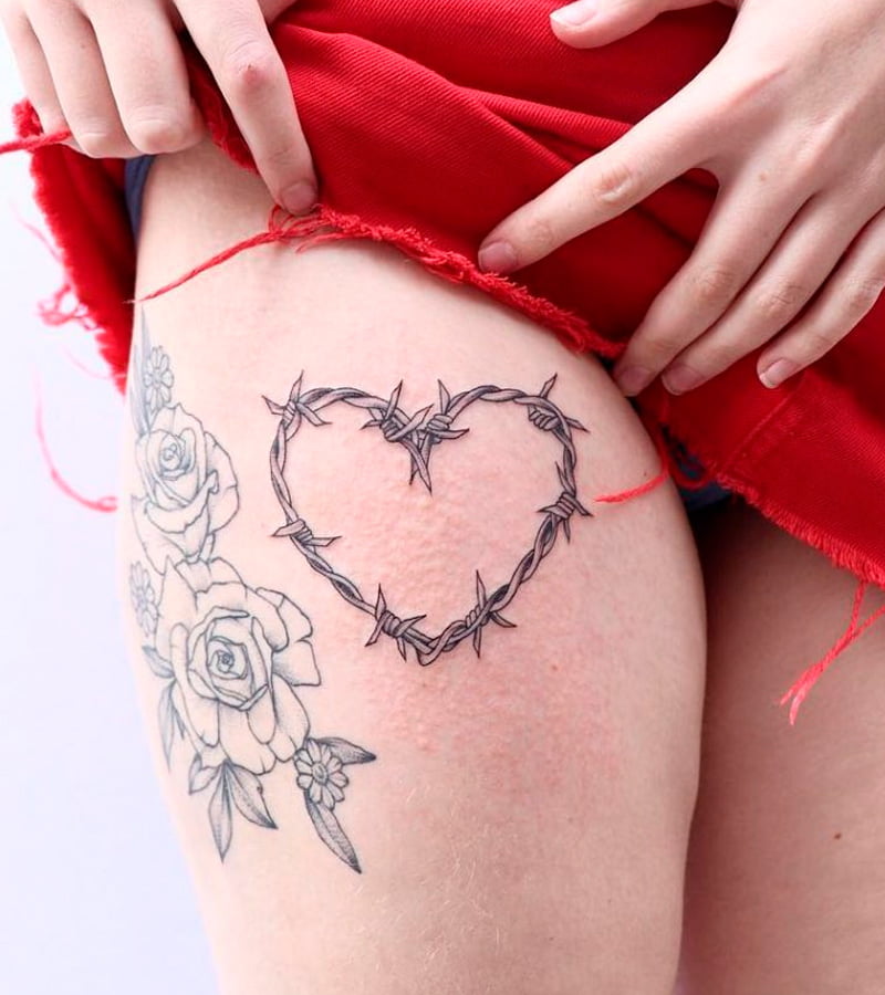 tatuajes de alambre de puas con corazon 3