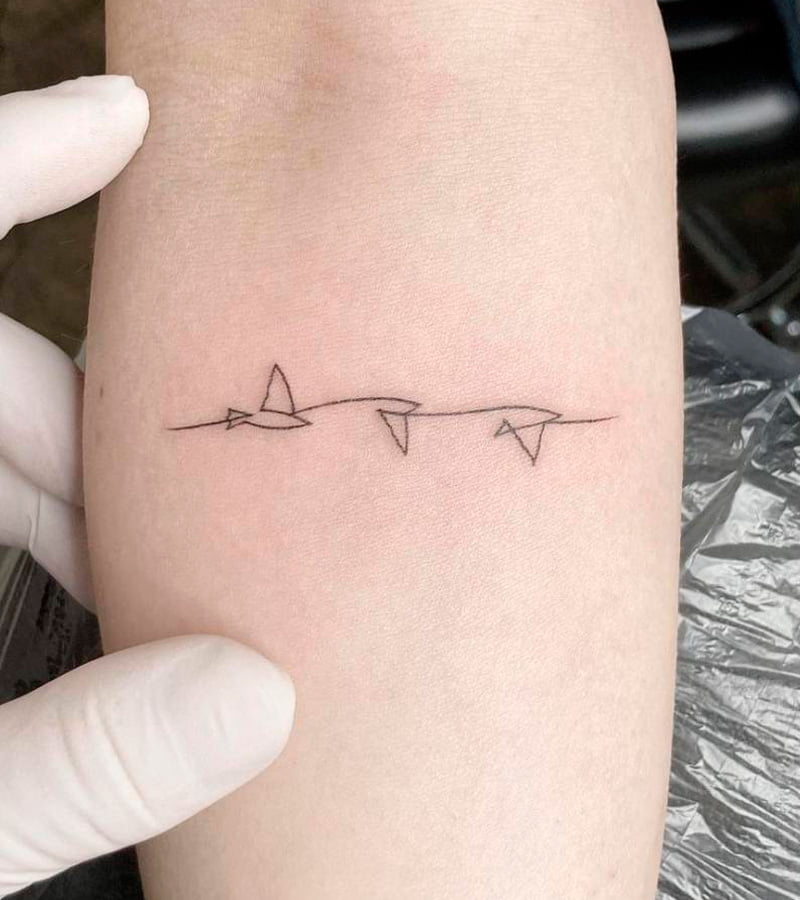 tatuajes de alambre de puas minimalistas 7
