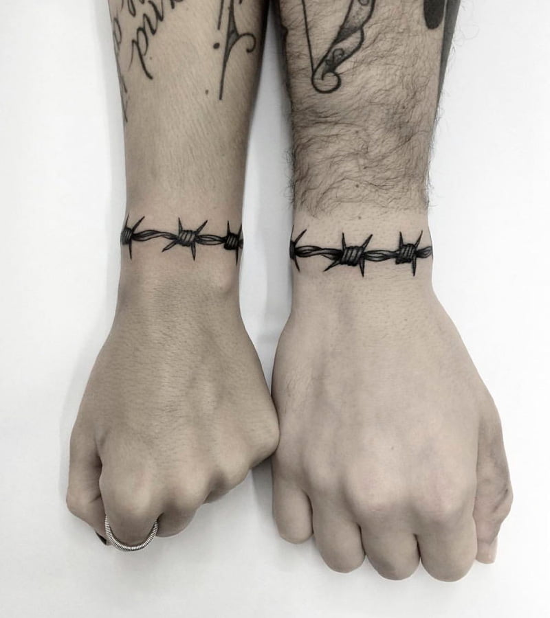 tatuajes de alambre de puas para hombres 5