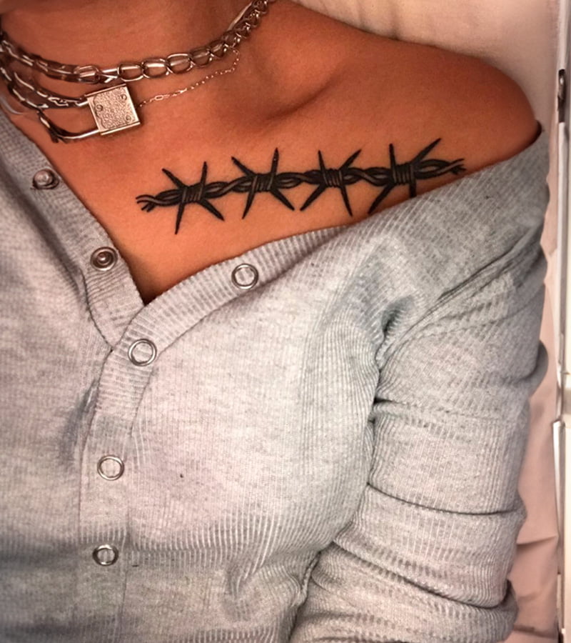 tatuajes de alambre de puas para mujeres 21