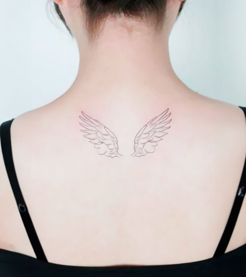tatuajes de alas en la espalda 2