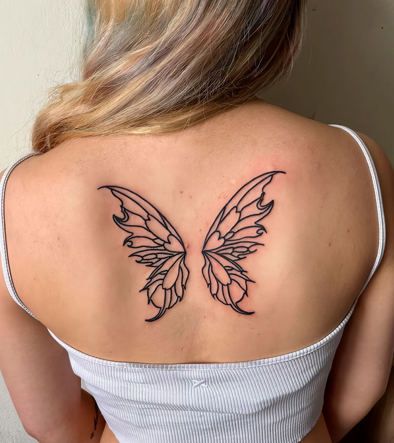 tatuajes de alas en la espalda 5