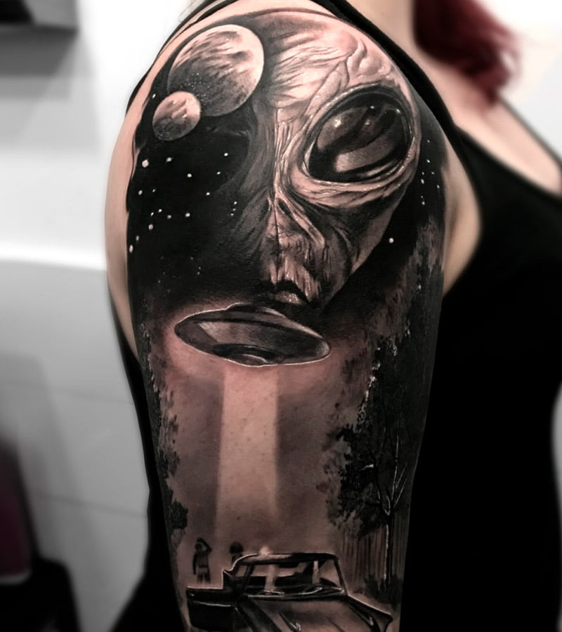 tatuajes de aliens en el brazo 2