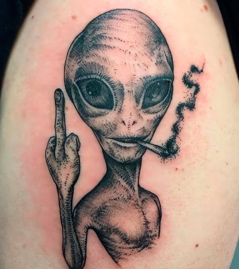 tatuajes de aliens marcianos para mujeres 4