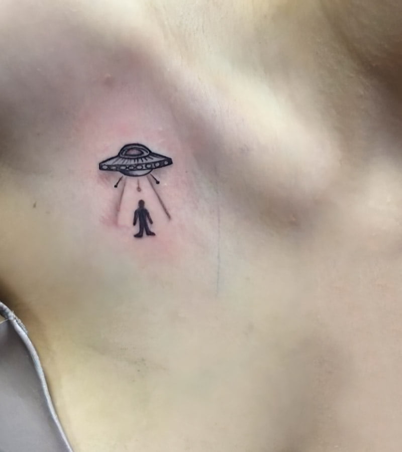 tatuajes de aliens pequenos 10