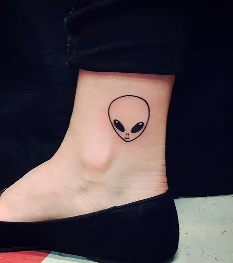 tatuajes de aliens pequenos 5