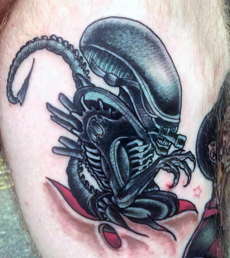 tatuajes de aliens y marcianos para hombres 12