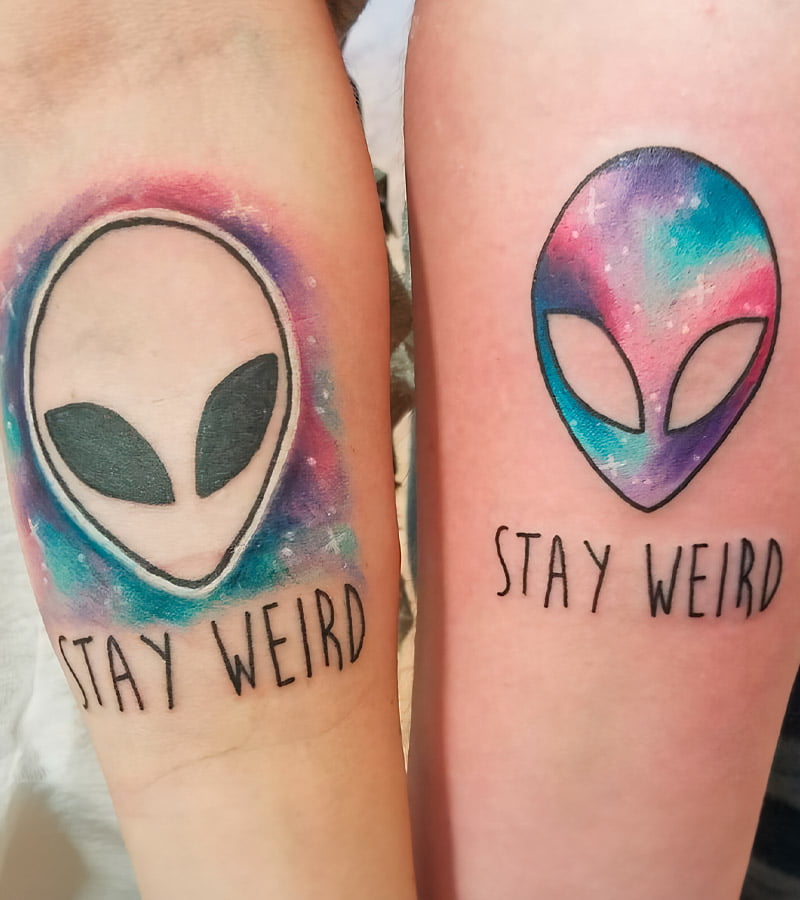 tatuajes de aliens y marcianos para parejas 9