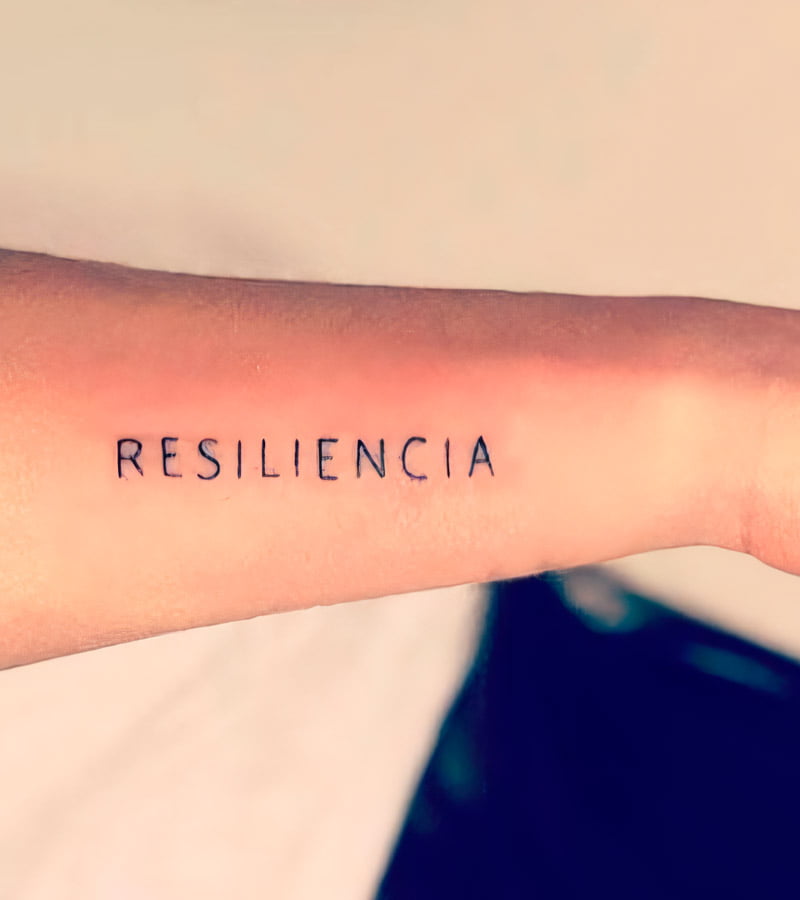 tatuajes de resiliencia estilo maquina de escribir 7
