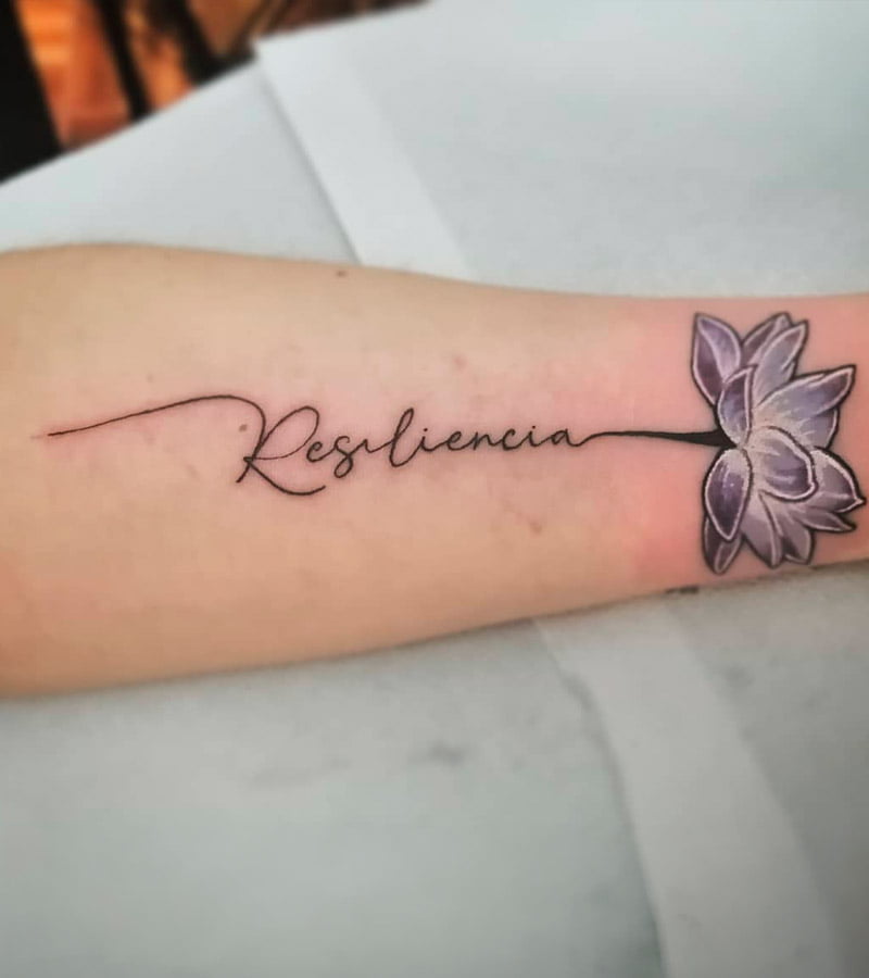 tatuajes de resiliencia y flor de loto