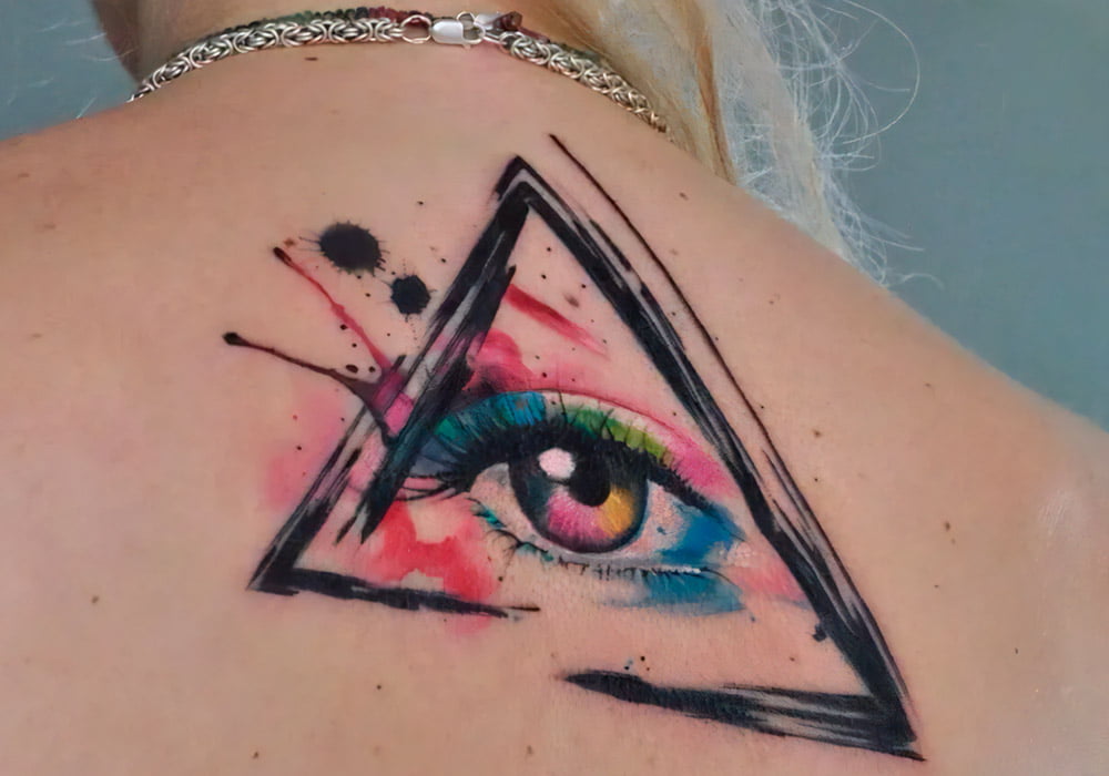 tatuajes de ojos de mujer 8