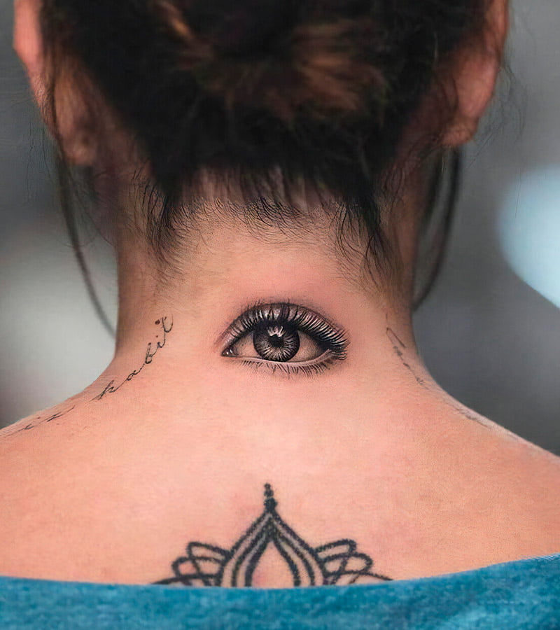 tatuajes de ojos en el cuello 5