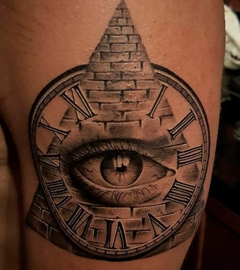 tatuajes de piramides con ojos 10